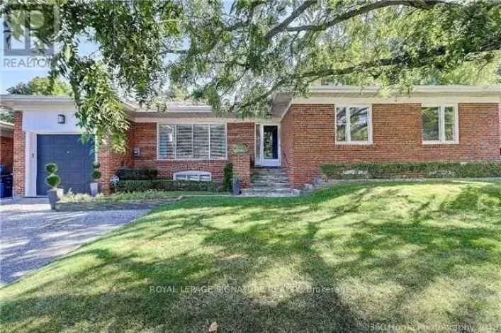 195 YORK MILLS ROAD, Toronto