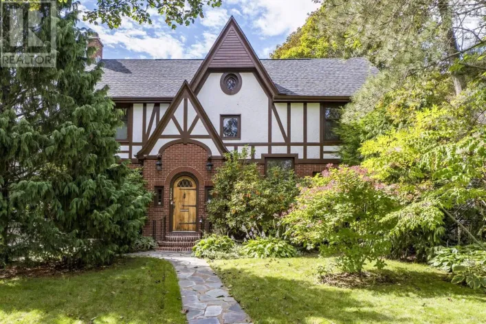 House for sale: 1950 Connaught Avenue, Halifax
