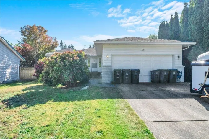 1953 158A STREET, Surrey