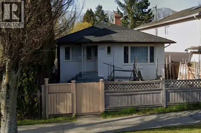 1953 E BROADWAY DRIVE, Vancouver