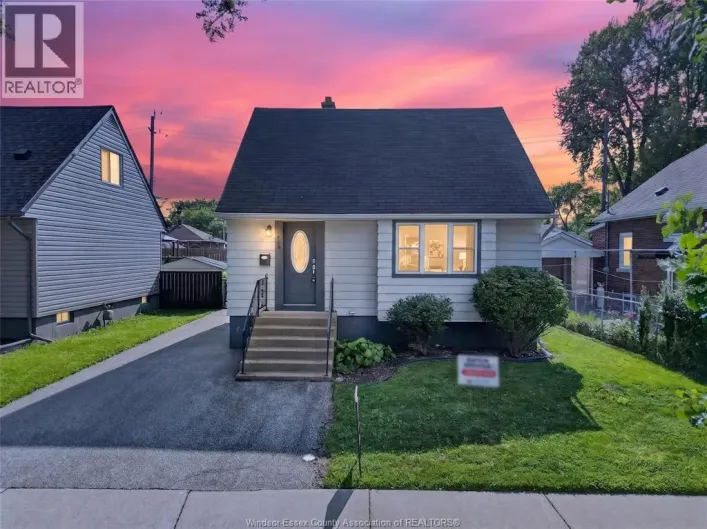 1953 FRANCOIS ROAD, Windsor