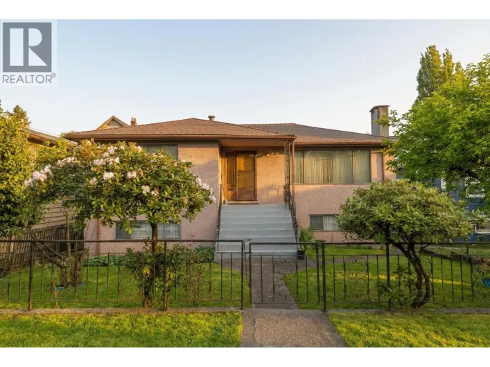 1955 TURNER STREET, Vancouver