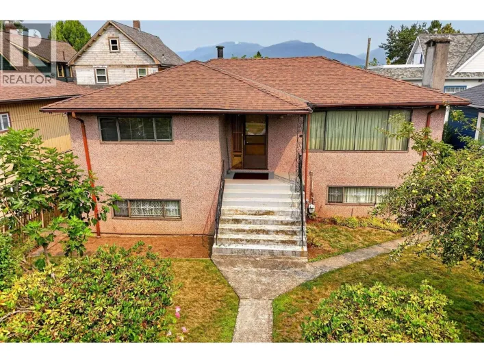 1955 TURNER STREET, Vancouver