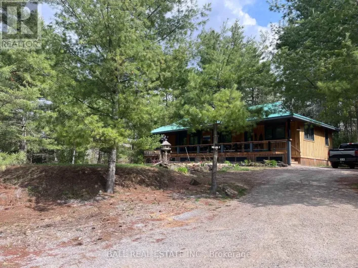 1956 SMITH ROAD, Frontenac