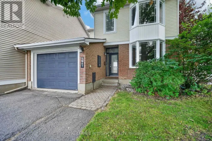 1957 CRESTMONT PLACE, Ottawa