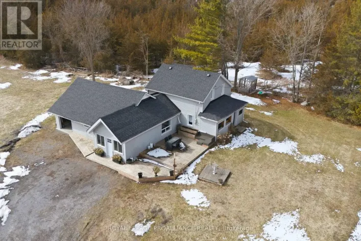 1957 READ ROAD, Tyendinaga