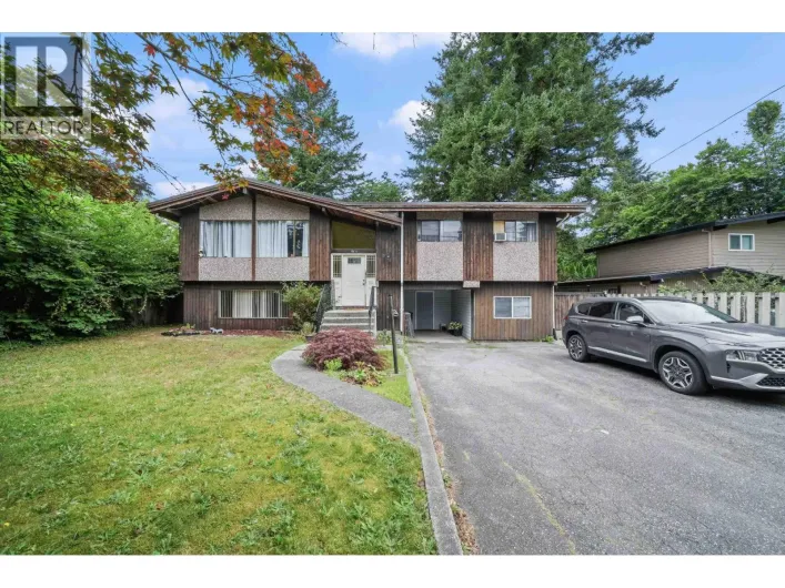 19575 HAMMOND ROAD, Pitt Meadows