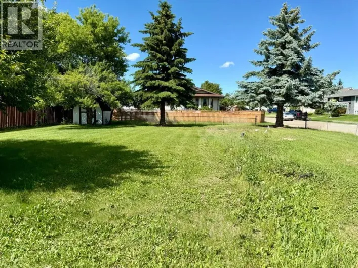 1958 5 Avenue, Wainwright