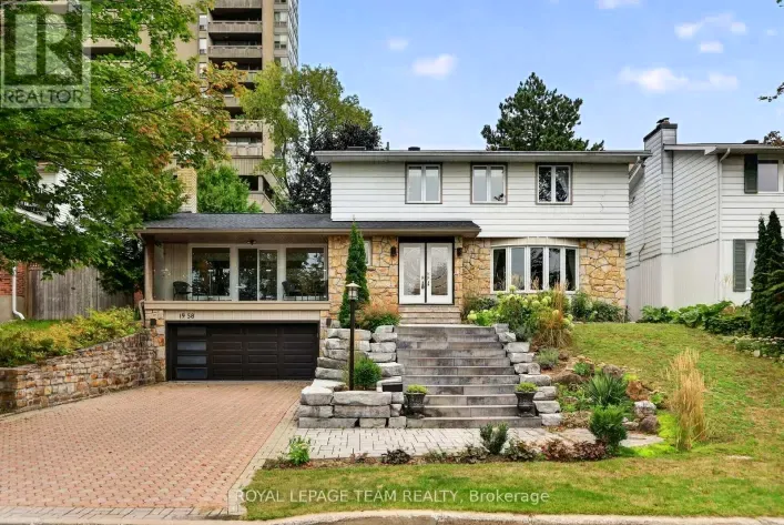 House for sale: 1958 NEEPAWA AVENUE, Ottawa