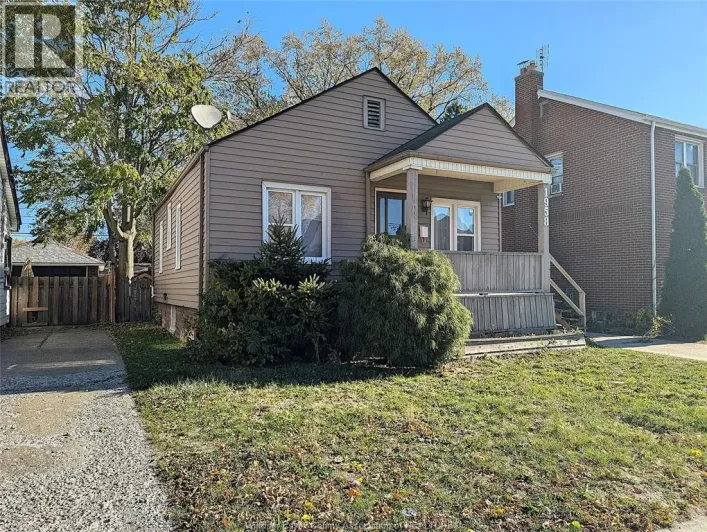 1958 Tourngeau ROAD, Windsor