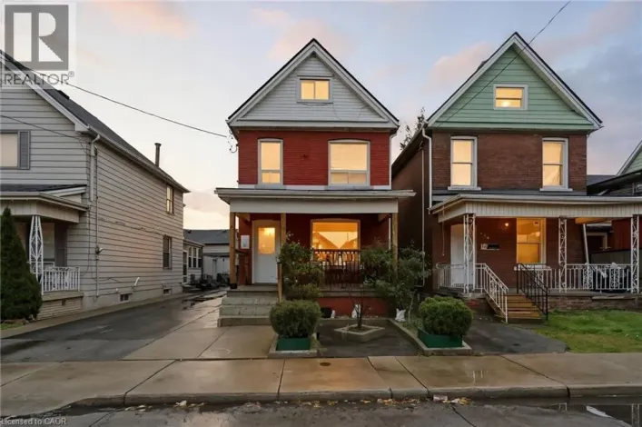 196 AVONDALE Street, Hamilton