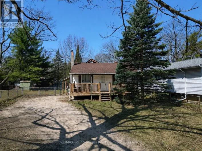 196 MELROSE AVENUE, Wasaga Beach