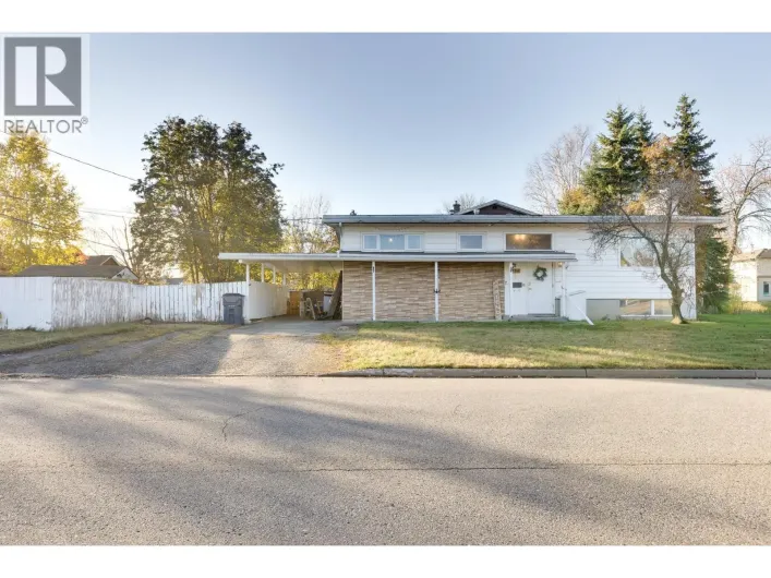 196 NICHOLSON STREET, Prince George