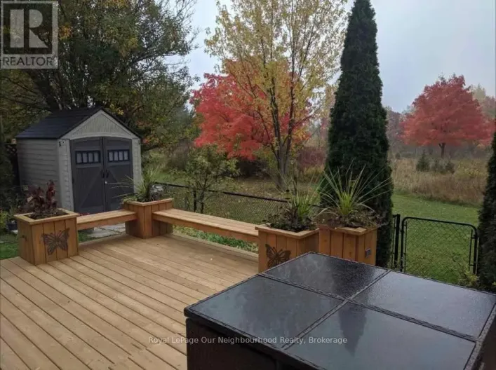 196 PRESSED BRICK DRIVE, Brampton