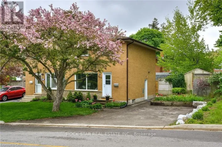 196 WALKER STREET, Cambridge