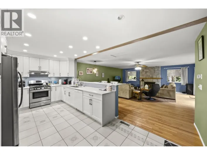 19607 SOMERSET DRIVE, Pitt Meadows