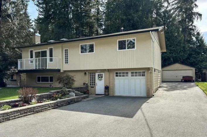 19618 41A AVENUE, Langley