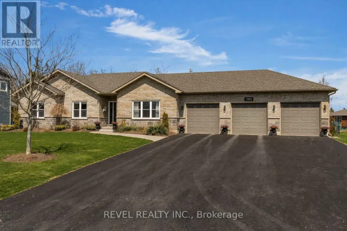 1962 ELANA DRIVE, Severn