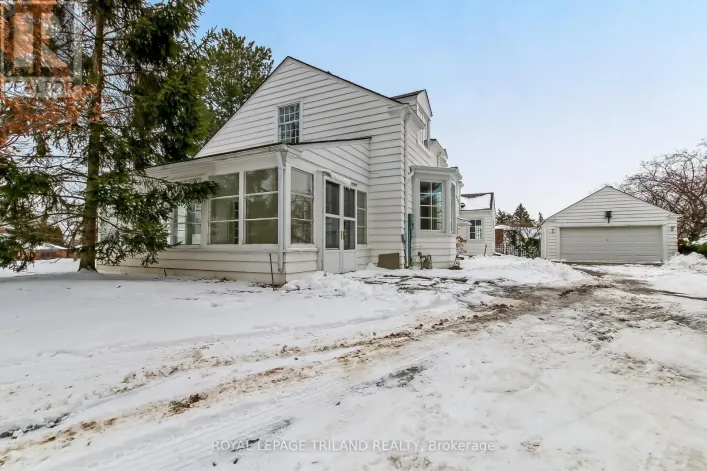 1965 HIGHLAND HEIGHTS, London South