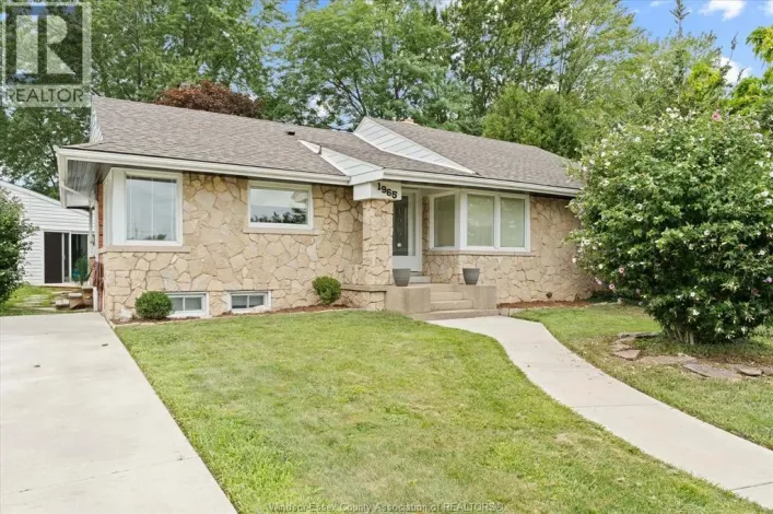1965 OLIVE ROAD, Windsor