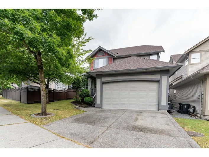 19657 69A AVENUE, Langley