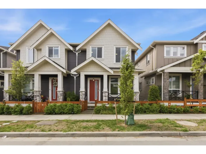19660 74A AVENUE, Langley