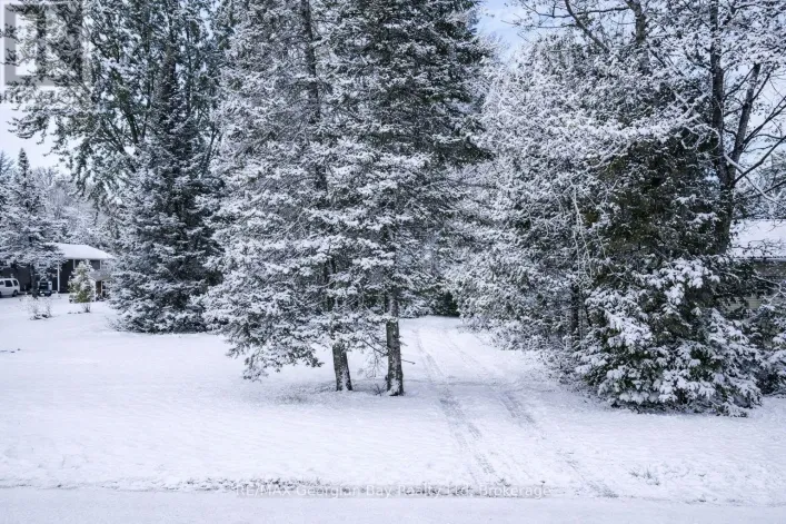 1968 ROSEMOUNT ROAD, Tay