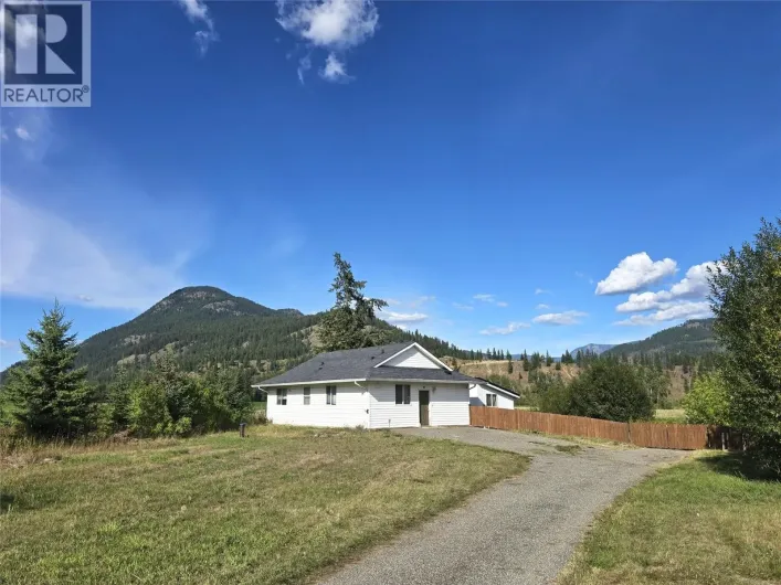 197 24 Highway, Little Fort