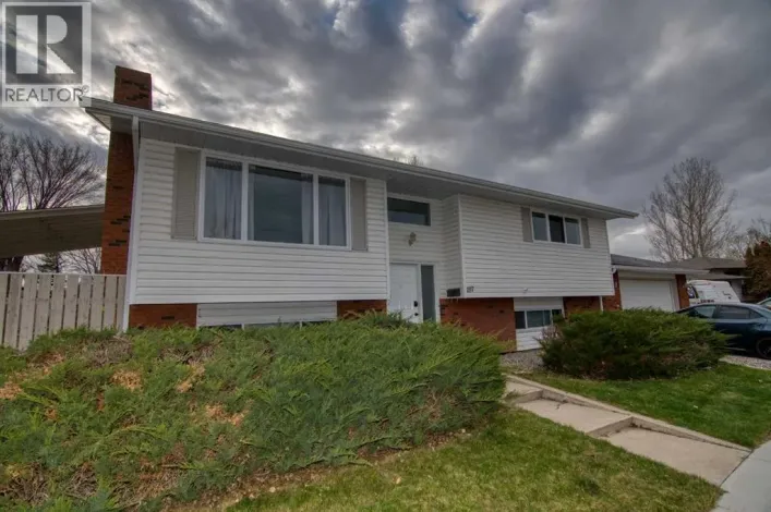 197 Oxford Road W, Lethbridge