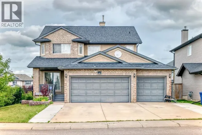 197 West Creek Boulevard, Chestermere