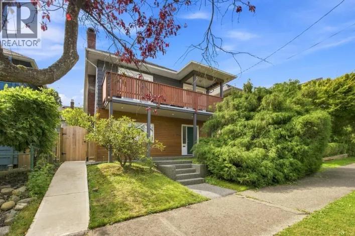 1970 ADANAC STREET, Vancouver