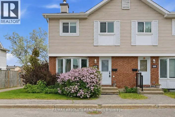 1970 COLORADO LANE, Ottawa