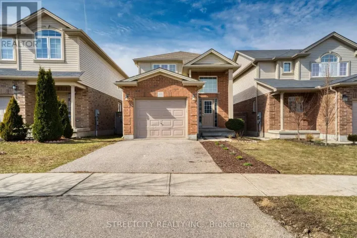 1970 FOXRIDGE CRESCENT, London North