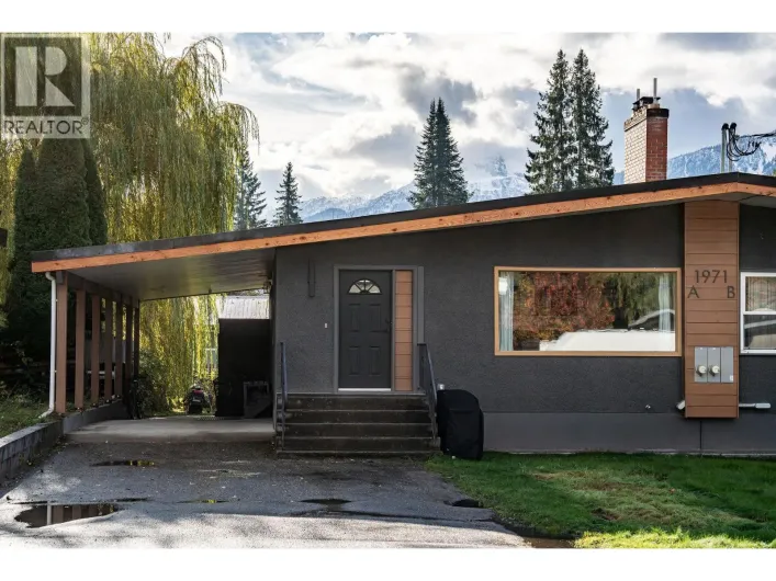 1971 Fairway Road Unit# A, Revelstoke