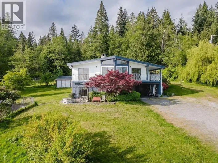 1972 RANCH ROAD, Roberts Creek