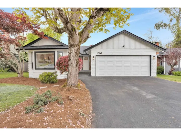 19725 50A AVENUE, Langley