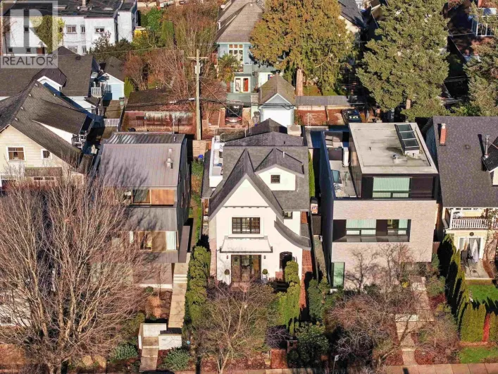 1973 CREELMAN AVENUE, Vancouver