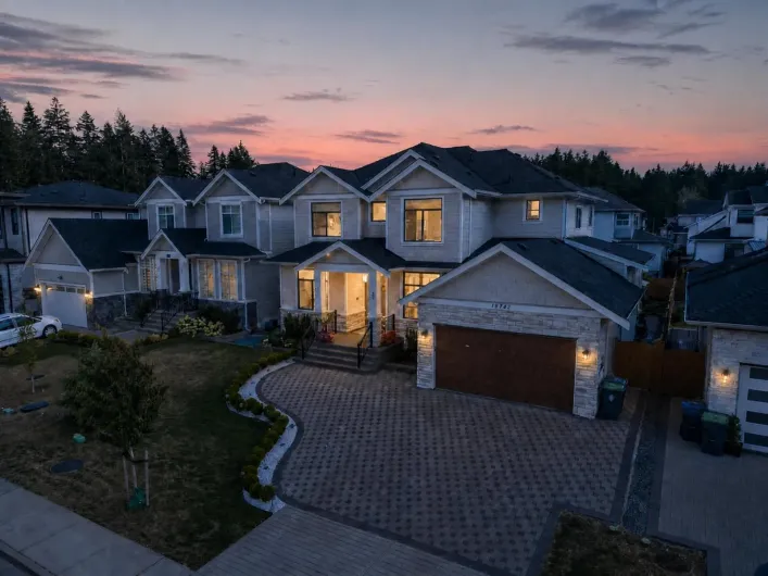 19742 33 AVENUE, Langley