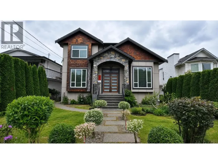 1975 COQUITLAM AVENUE, Port Coquitlam