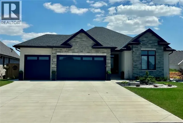 1977 LAKESHORE ROAD, Sarnia