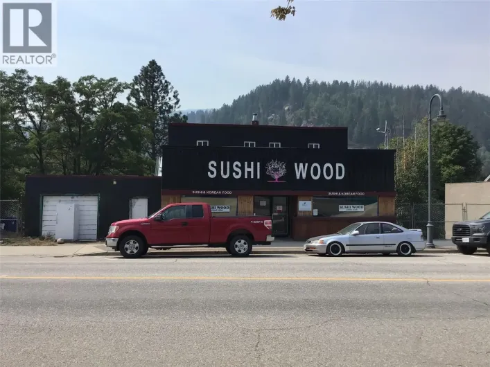 198 Columbia Avenue, Castlegar