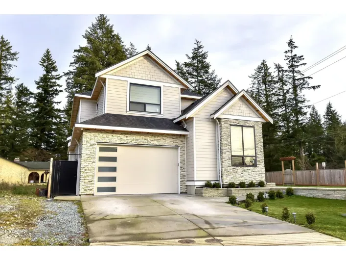 19805 32 AVENUE, Langley