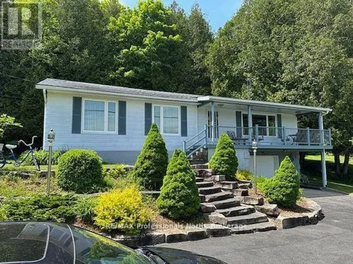 1981 HORSESHOE LAKE ROAD, Minden Hills