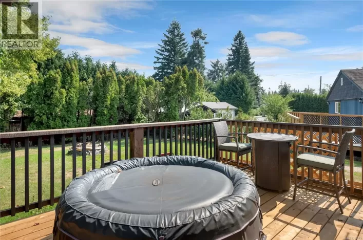 1985 Penfield Rd, Campbell River