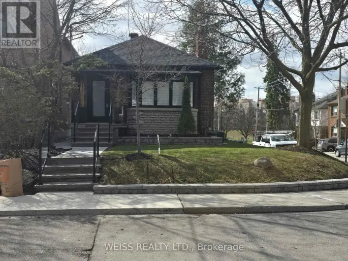 199 GLENGARRY AVENUE, Toronto