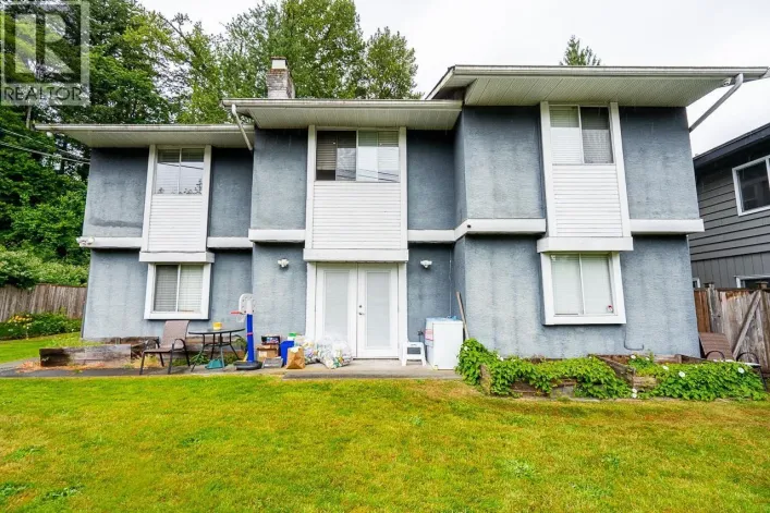 1990 CAPILANO ROAD, North Vancouver