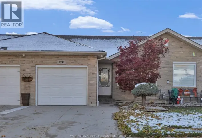 1990 Clover Ave., Windsor