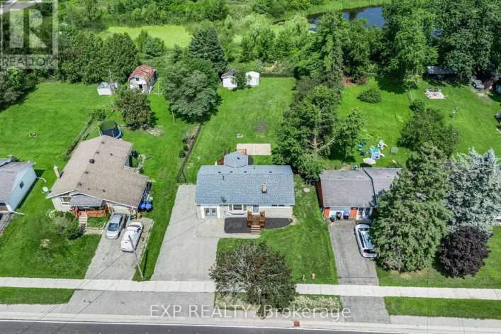 1990 VICTORIA STREET, Innisfil