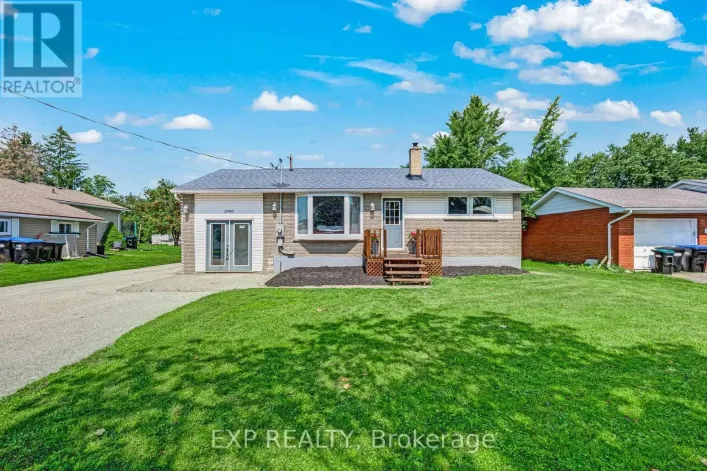 1990 VICTORIA STREET, Innisfil