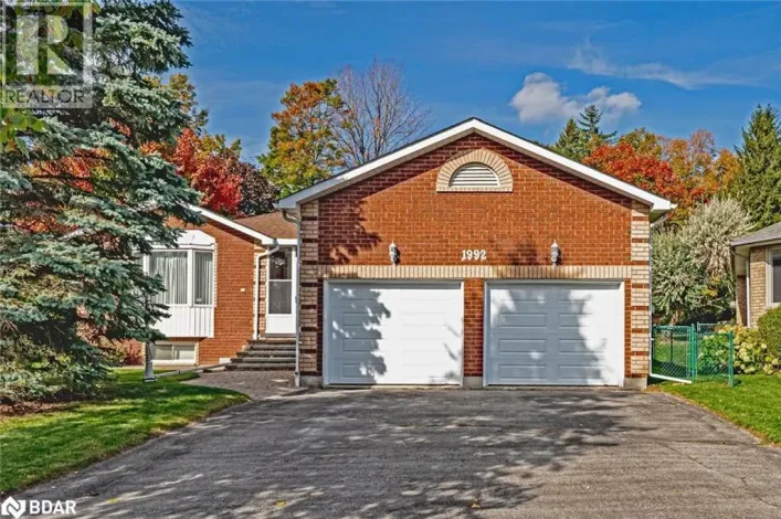 1992 ANNECCA Street, Innisfil